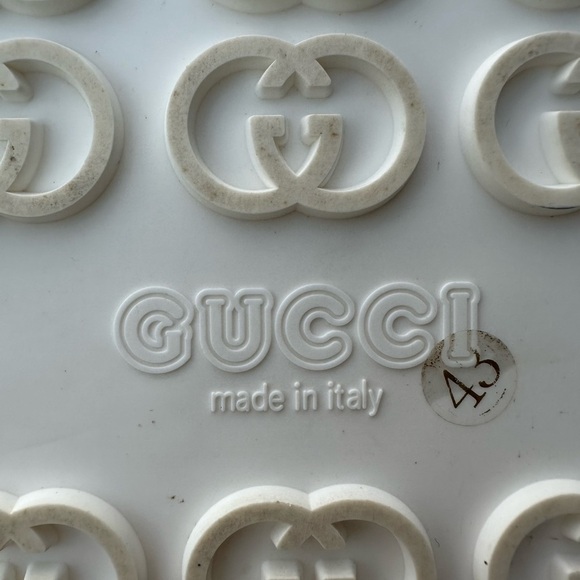 Gucci WOMEN'S SLIDE SANDAL WITH INTERLOCKING G, size 43 Gently worn! - Picture 9 of 9